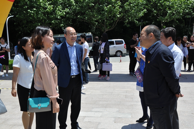民俗文化進(jìn)校園 (4).JPG