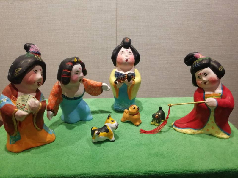 朱建東 簪花仕女圖.jpg